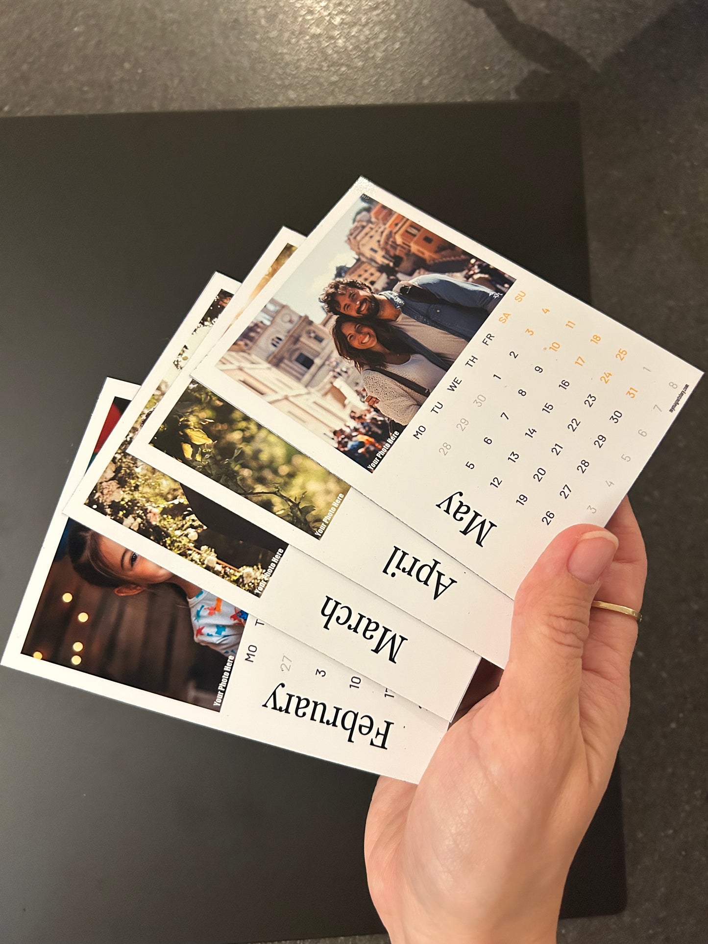 Magnetic 12*9cm custom photo calendar - 12 months